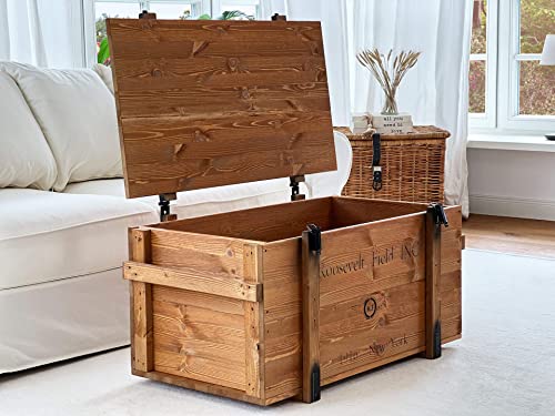 Uncle Joe´s Truhe Roosevelt Couchtisch Truhentisch im Vintage Shabby chic Style aus Massiv-Holz in braun mit Stauraum und Deckel Holzkiste Beistelltisch Landhaus Wohnzimmertisch Holztisch nussbaum - 7