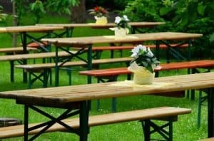 Bierzeltgarnitur - für Sommerparty bestens geeignet