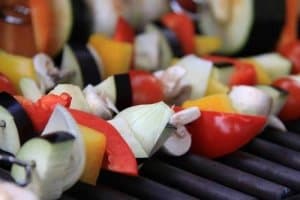 Auch Vegetarisches vom Grill ist willkommen